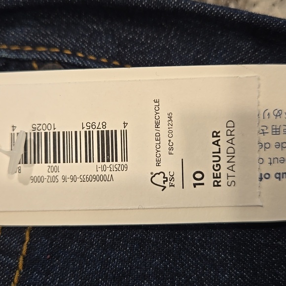 NWT. OLD NAVY MID-RISE SUPER SKINNY REGULAR. SIZE 10. DARK WASH. - Picture 5 of 10